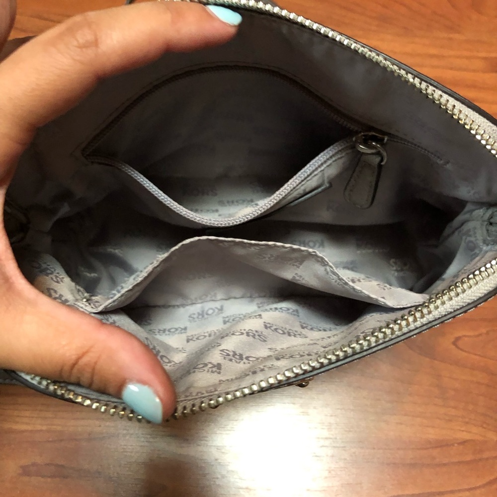 Micheal Kors Purse
